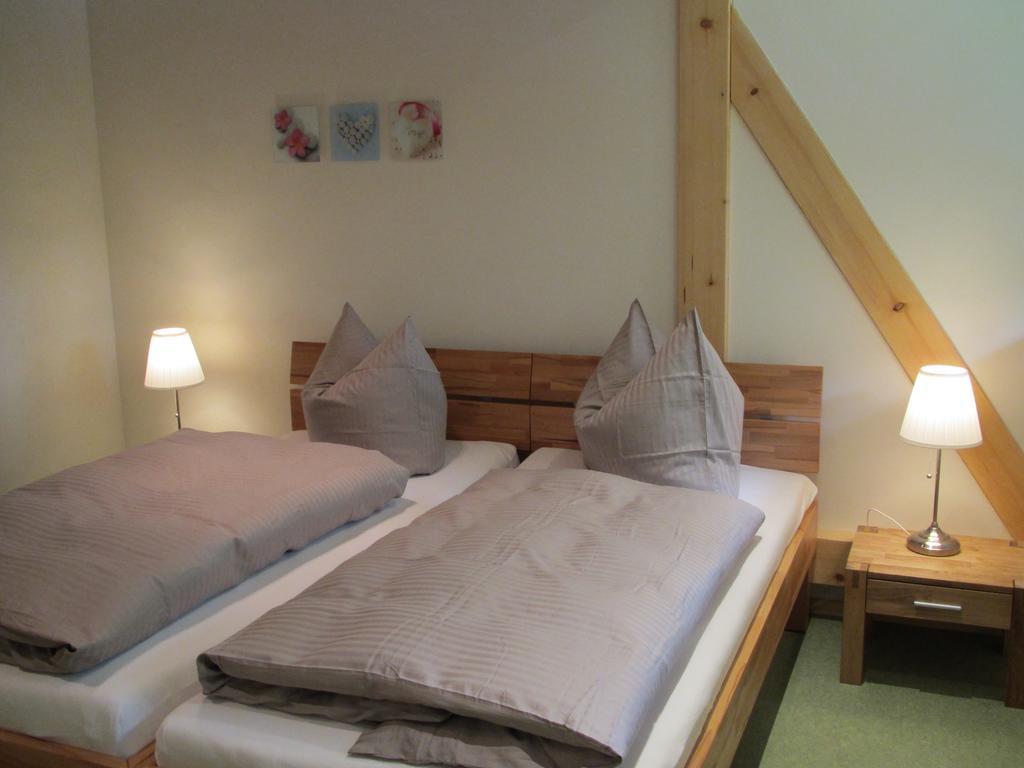 Villa Exklusives Holzhaus à Burg  Chambre photo