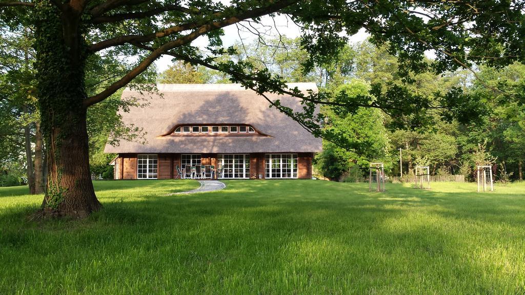 Villa Exklusives Holzhaus à Burg  Chambre photo